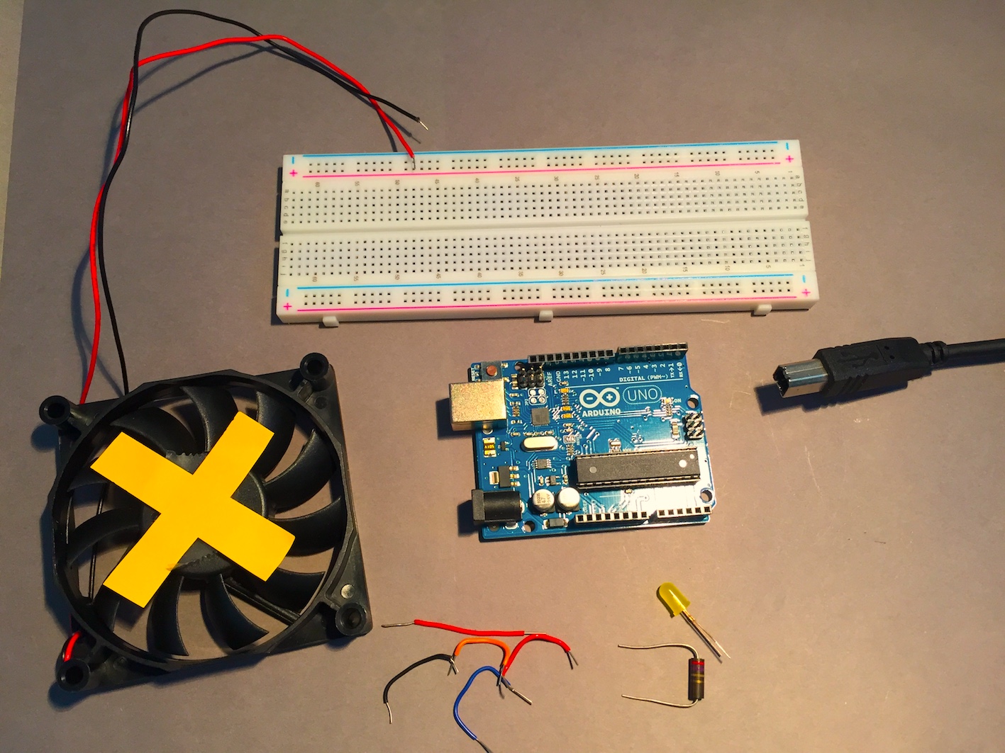 Matériel utilisé pour une première prise en main de micro-contrô̂leur Arduino
