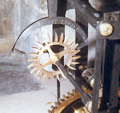 Une horloge à échappement à ancre : l'horloge astronomique de la Cathédrale Saint Jean de Lyon, France