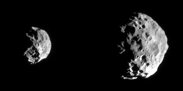 Photographies de Phoebé, prises le 12 juin 2004 par Cassini-Huygens au cours de son approche du satellite