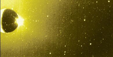 Visions de l'environnement de Io par la sonde Galileo